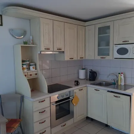 شقة Impeccable 2-Bed Apartment In Zaton